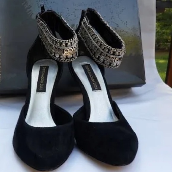 Steve Madden Luxe Black Suede Leather Fiona Grommet Ankle Strap Zip Heels Sz 7.5 - Picture 5 of 11